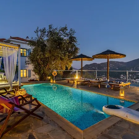 Villa Avaton Near